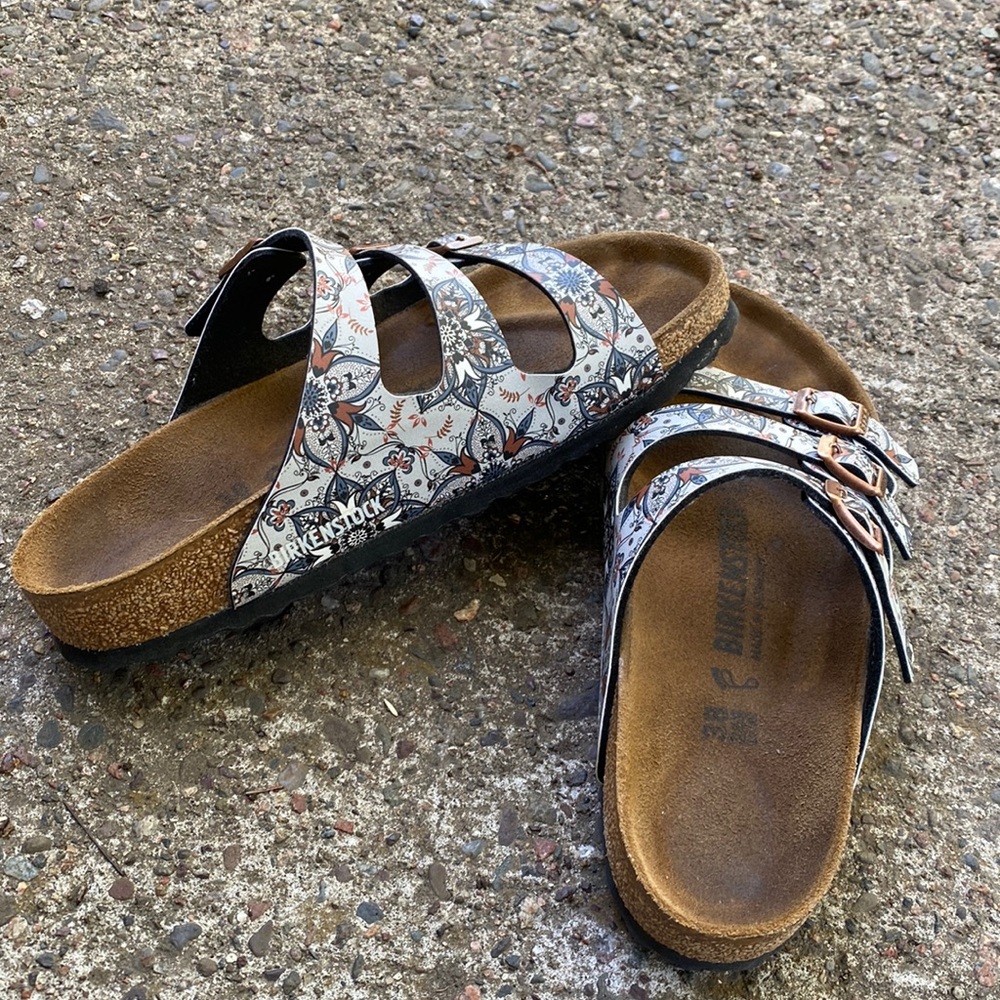 Birkenstock 3 strap slide on sandals